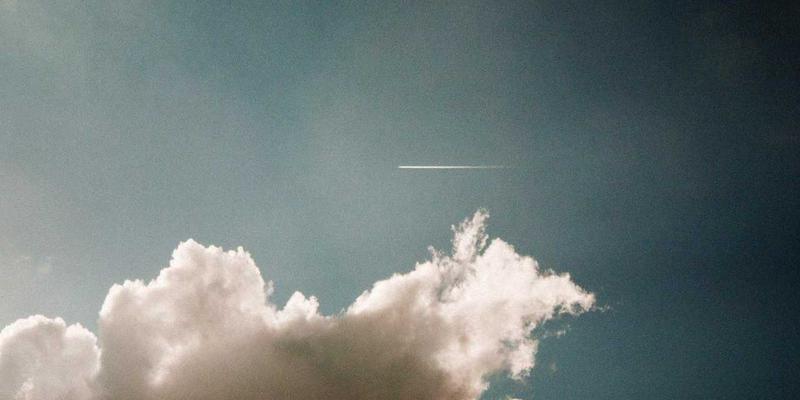 万豪酒店收益管理动态定价策略：数据驱动下的房晚价值最大化